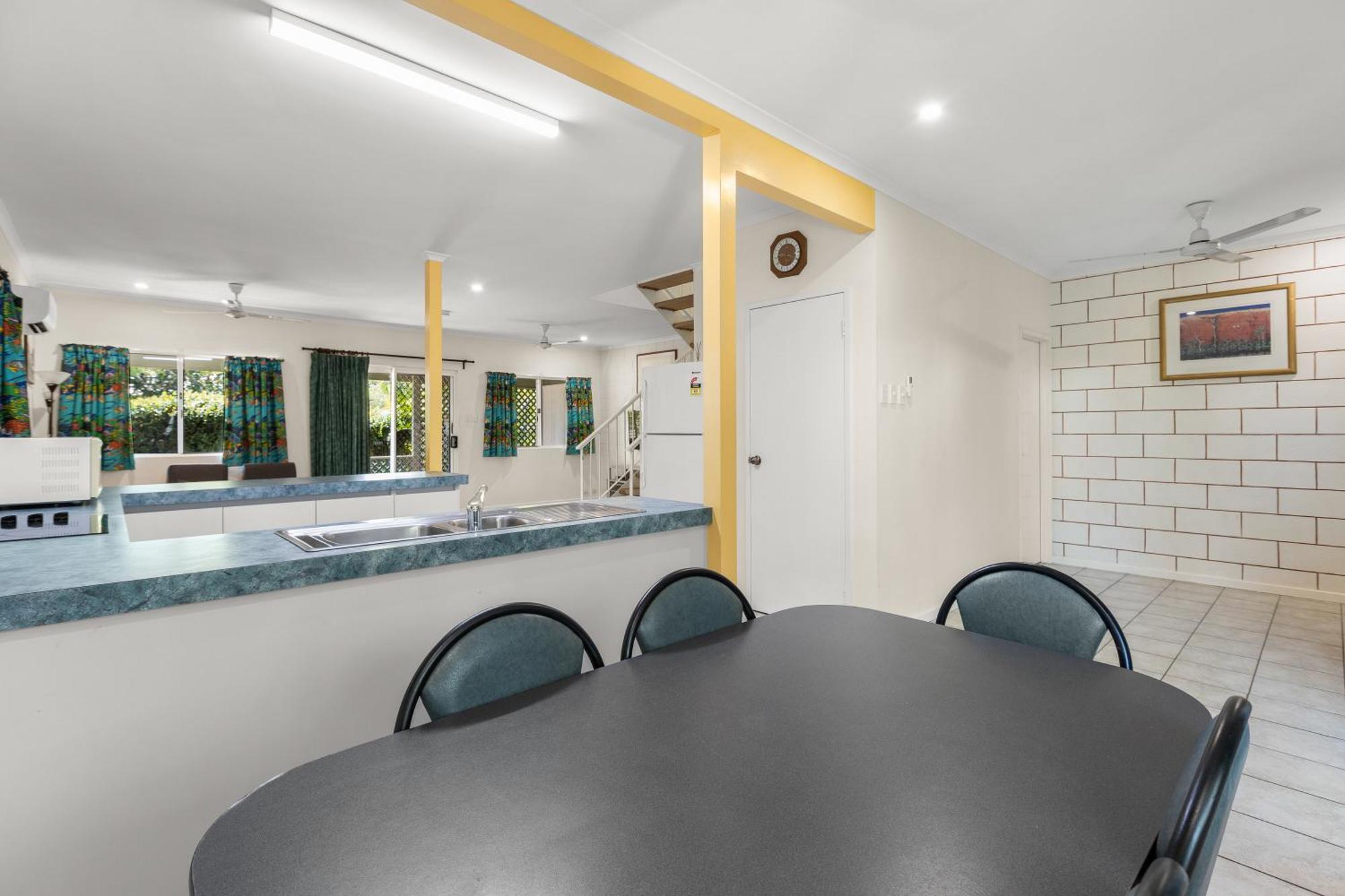 Cable Beachside Villas Broome Extérieur photo