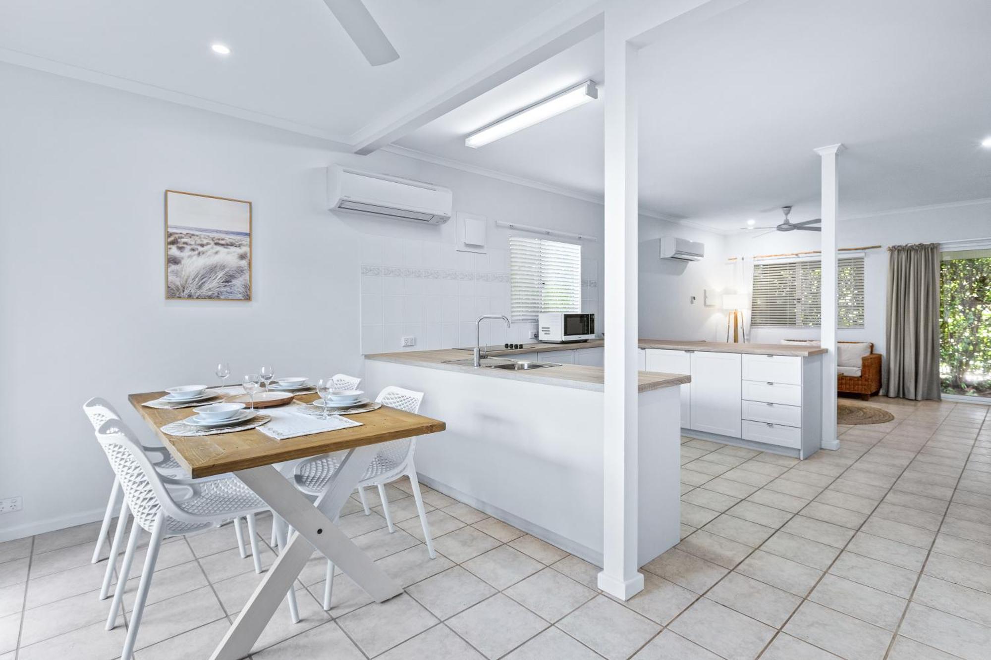 Cable Beachside Villas Broome Extérieur photo