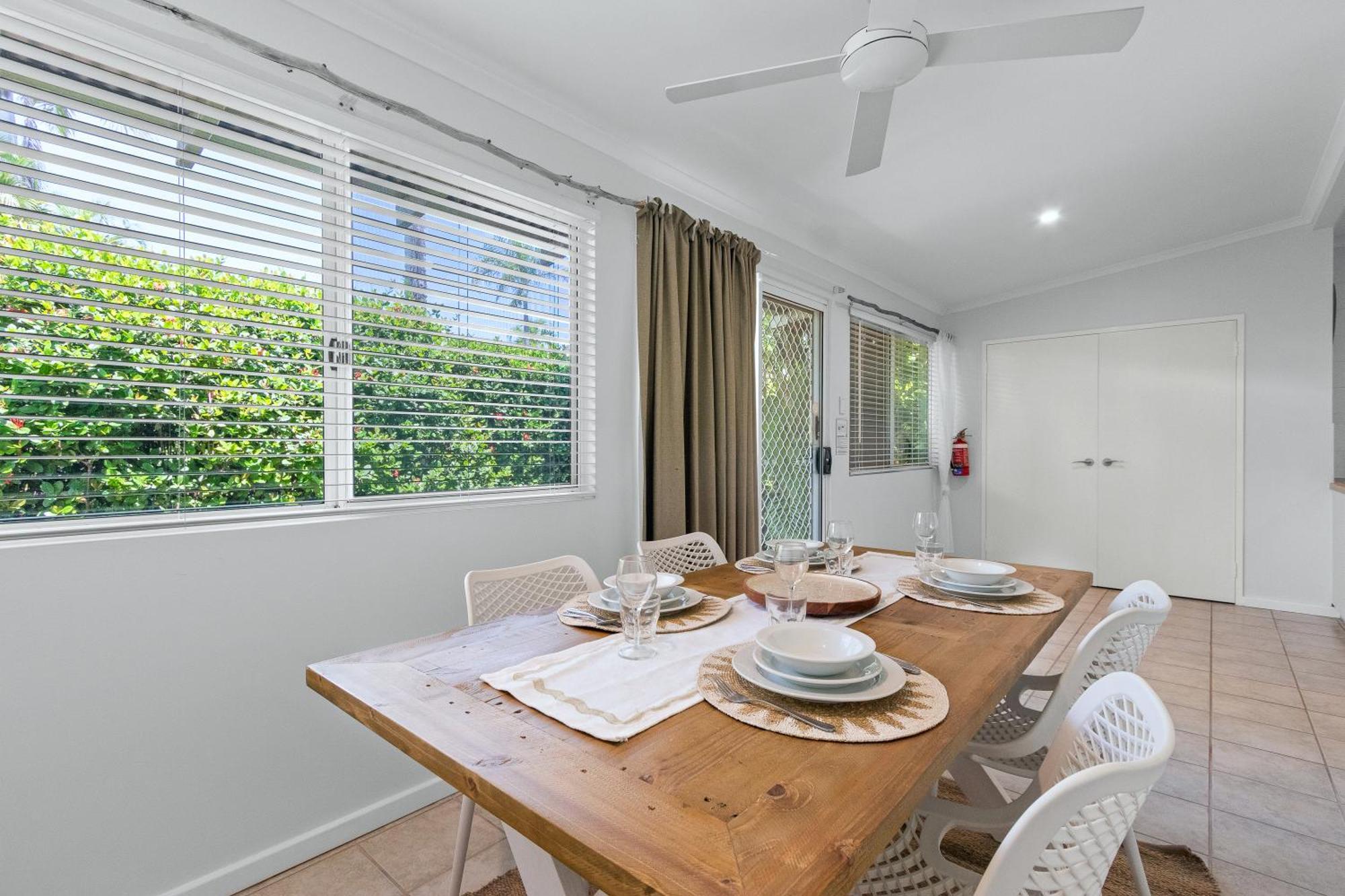 Cable Beachside Villas Broome Extérieur photo